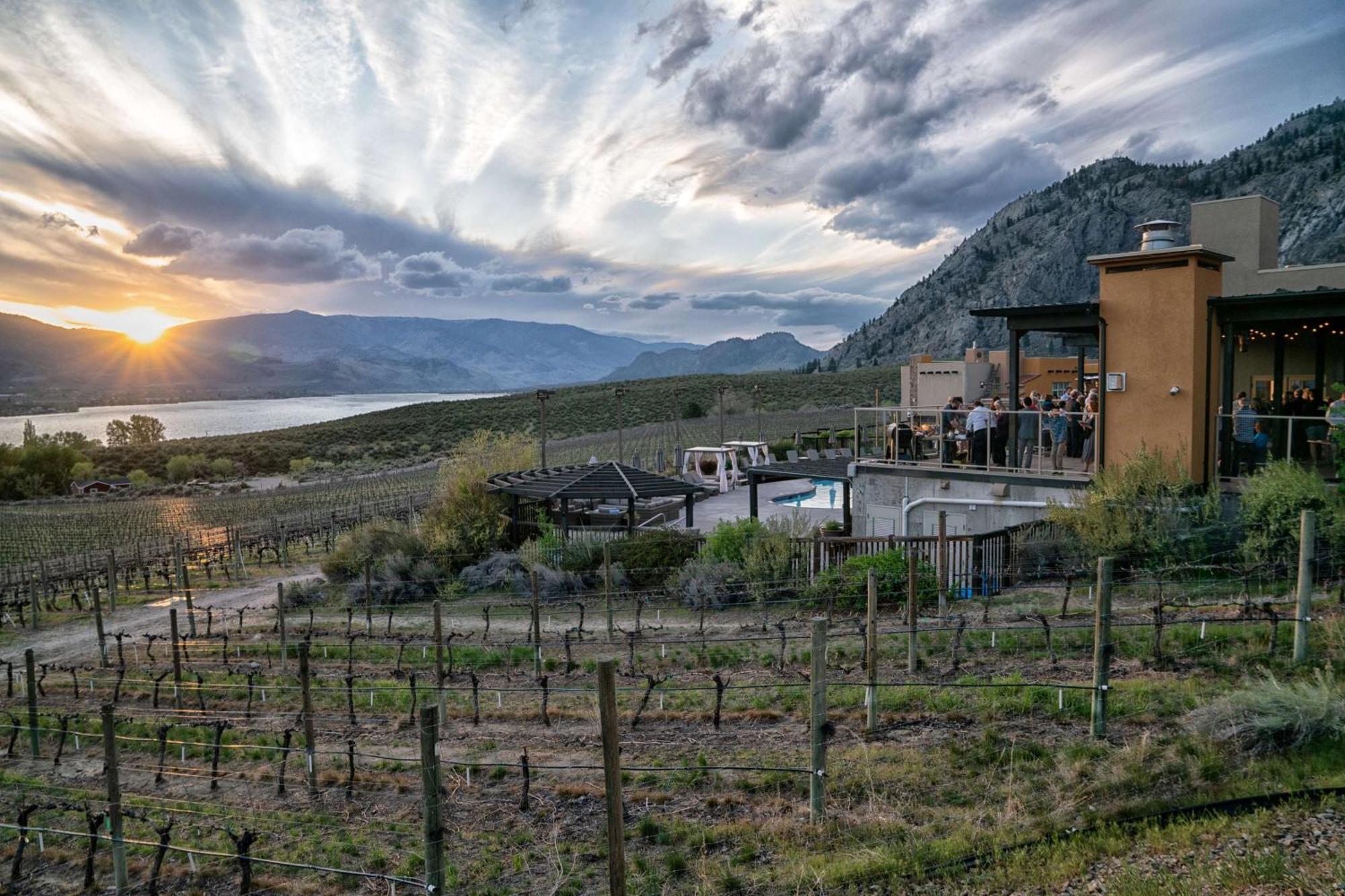 Spirit Ridge, In The Unbound Collection By Hyatt Hotel Osoyoos Ngoại thất bức ảnh
